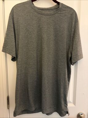 Old Navy Men's Heathered Grey Short-Sleeve Crew Tee